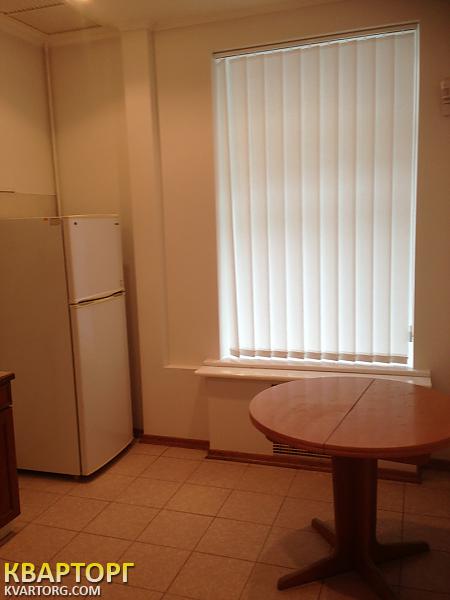 Rent out office. Киев,  Костельная — photo 1