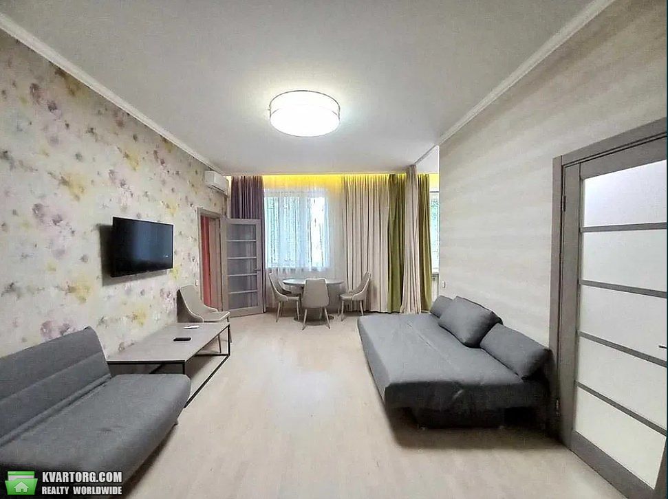 Rent out 2-room apartment. Киев, Коновальца — photo 1