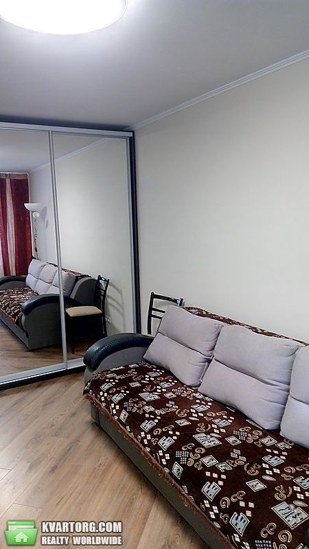 Rent out 1-room apartment. Киев, Оболонская пл — photo 2