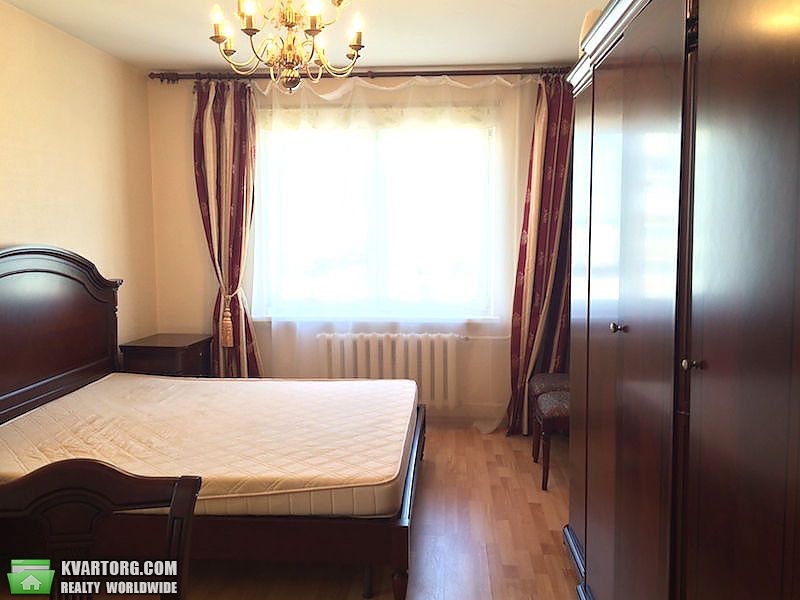 Rent out 2-room apartment. Киев,  Феодосийский пер. — photo 9