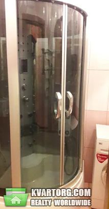 Rent out 2-room apartment. Киев,  метро — photo 7