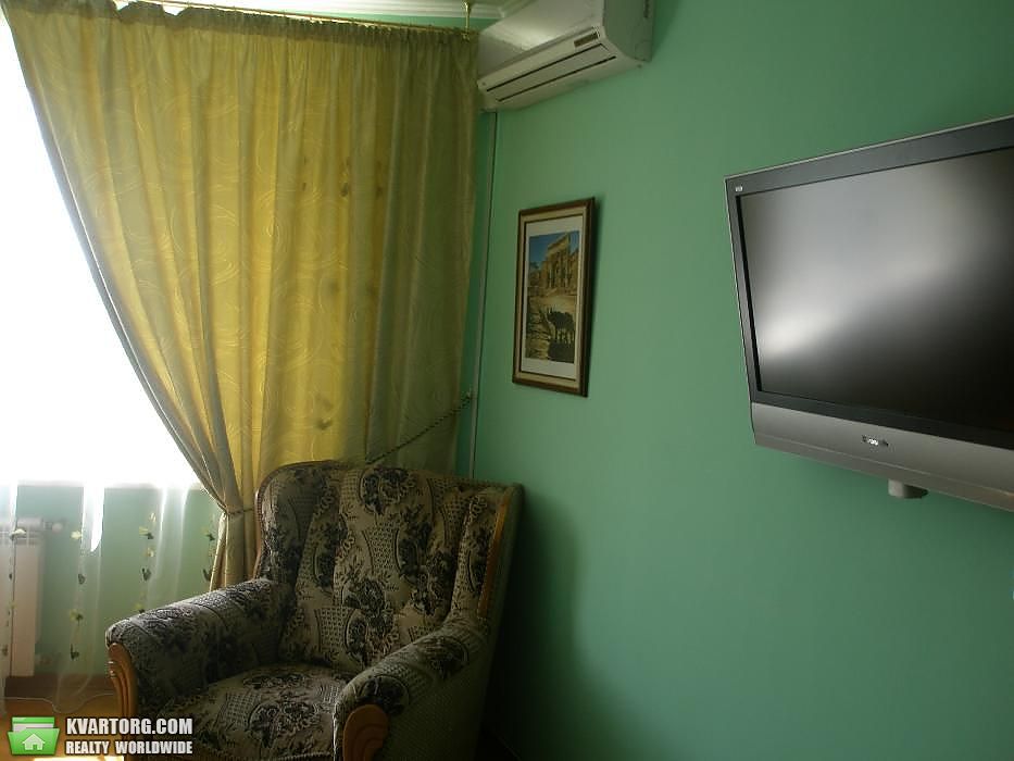 Rent out 1-room apartment. Киев,  Верховинная — photo 3