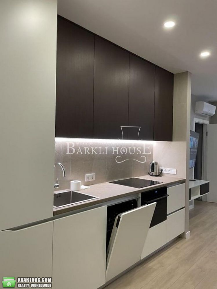 Rent out 3-room apartment. Киев, Липковского — photo 10