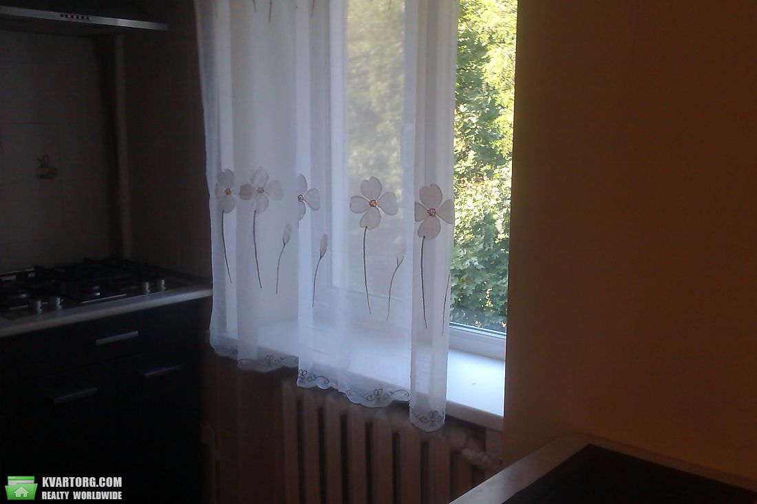 Rent out 1-room apartment. Киев,  Бастионная — photo 3