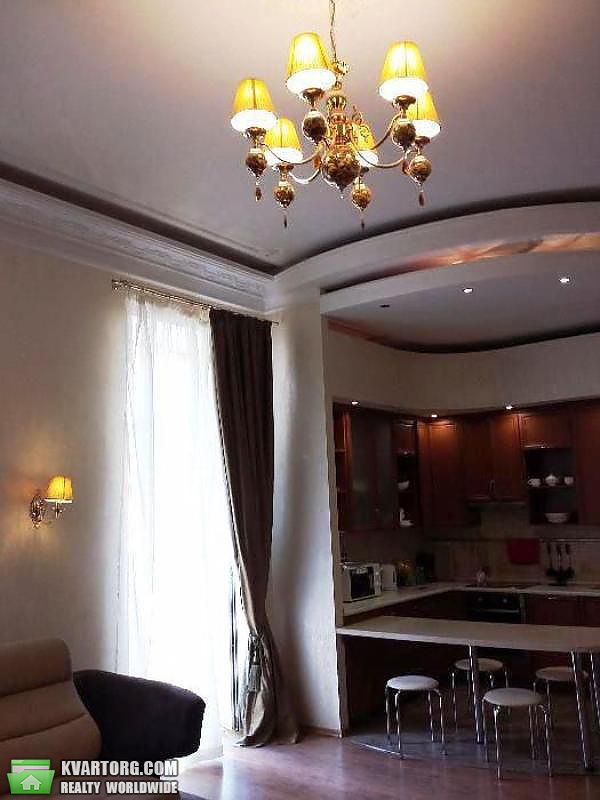 Rent out 3-room apartment. Киев,  Малая Житомирская — photo 3