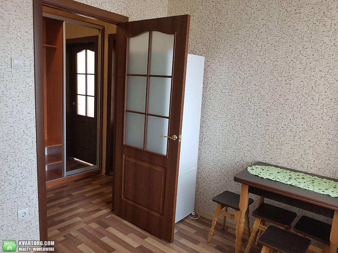 Rent out 1-room apartment. Киев, Чавдар — photo 10