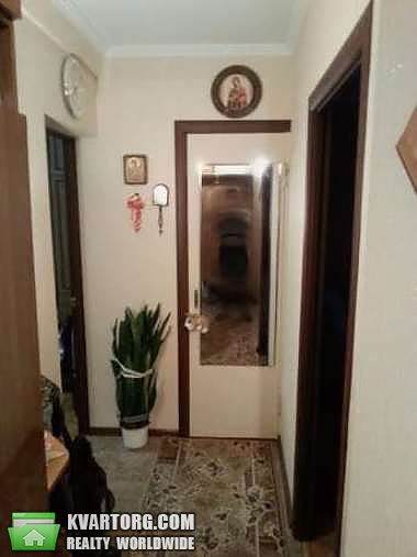 Sell 2-room apartment. Киев,  Соломенская — photo 2