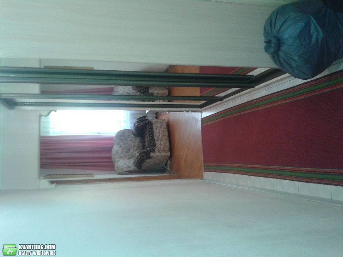 Rent out 2-room apartment. Киев,  Лесной пр — photo 10
