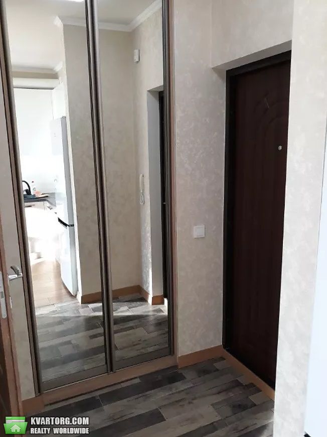 Rent out 1-room apartment. Киев,  проспект Соборности — photo 7