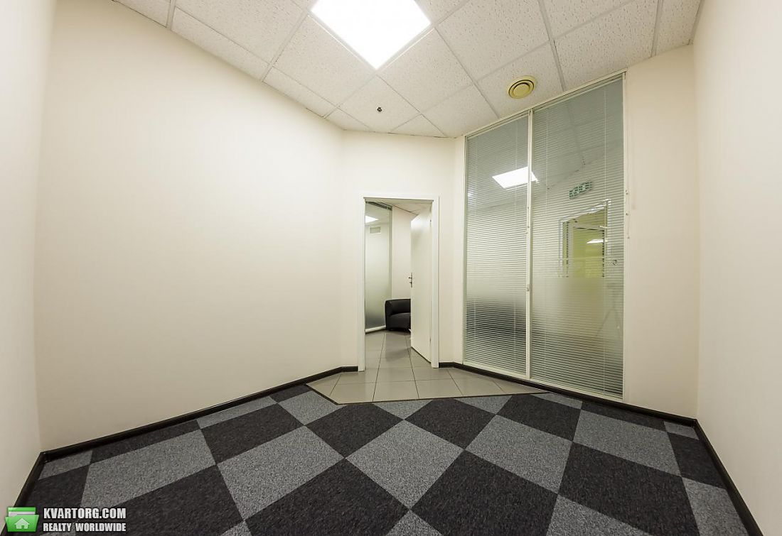 Rent out 1-room apartment. Киев,  Крещатик — photo 3
