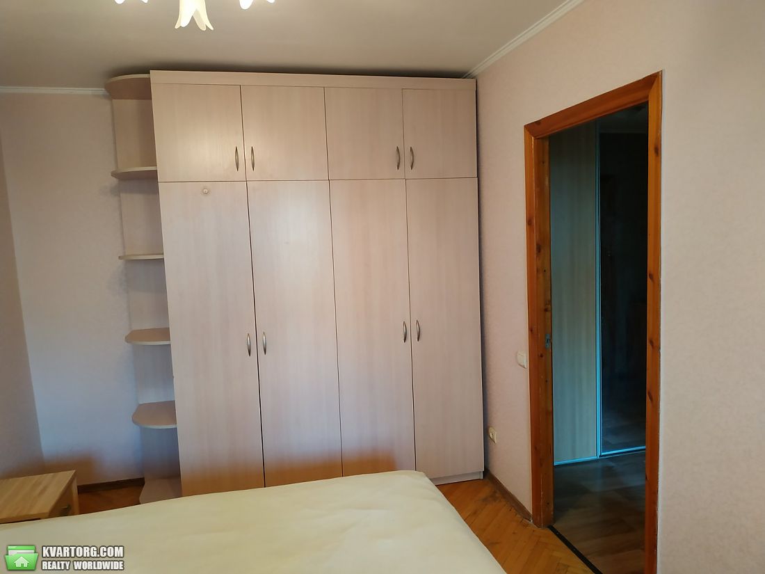 Rent out 2-room apartment. Киев,  Ахматовой — photo 3