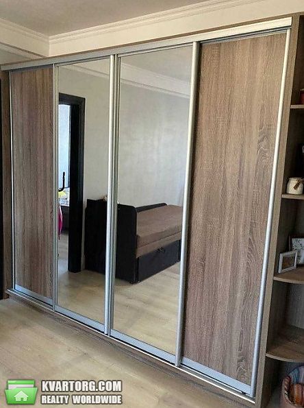 Sell 2-room apartment. Киев,  Васильковская — photo 2