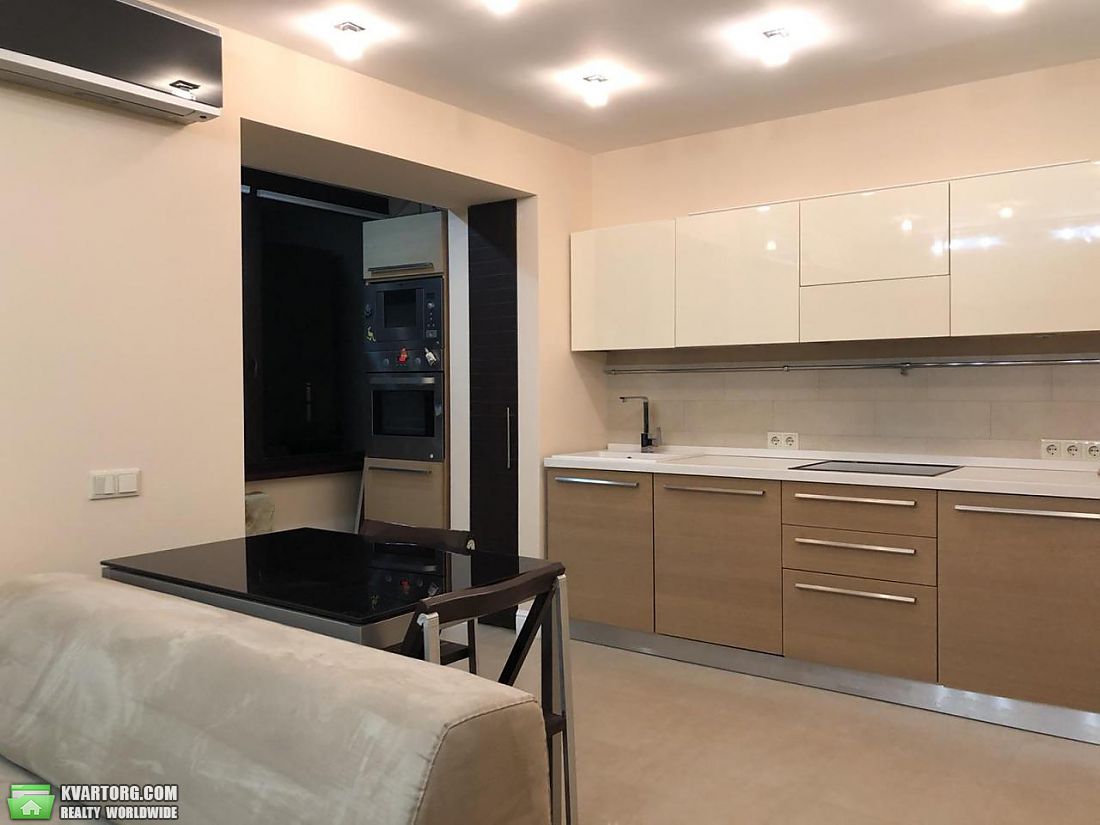 Rent out 3-room apartment. Киев, Ильенко — photo 7