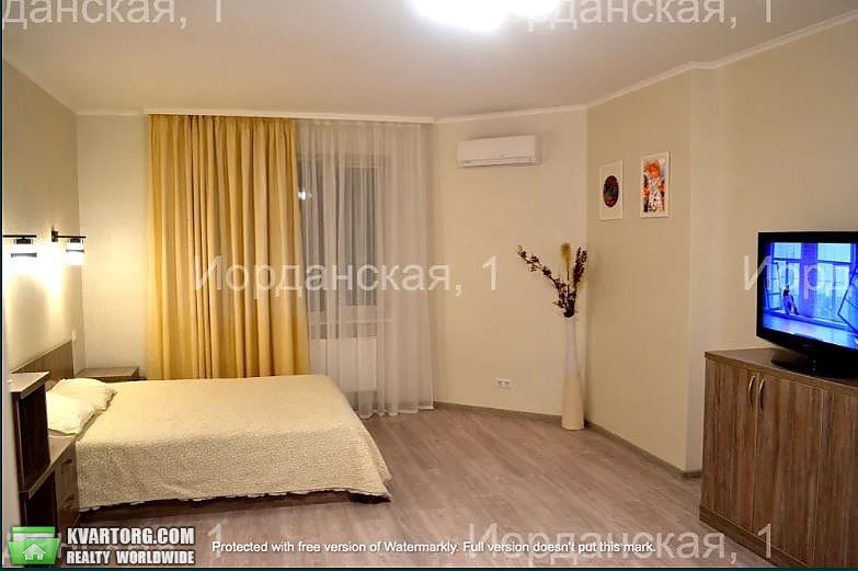 Rent out 1-room apartment. Киев, иорданская — photo 10