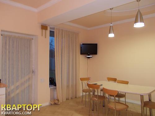 Rent out house. Киев,  Салютная — photo 3