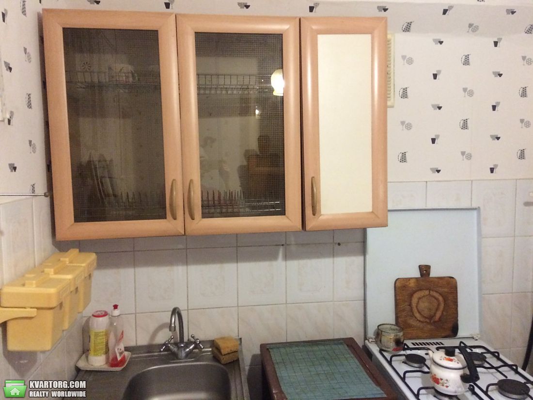 Rent out 1-room apartment. Киев,  Шолом-Алейхема — photo 1