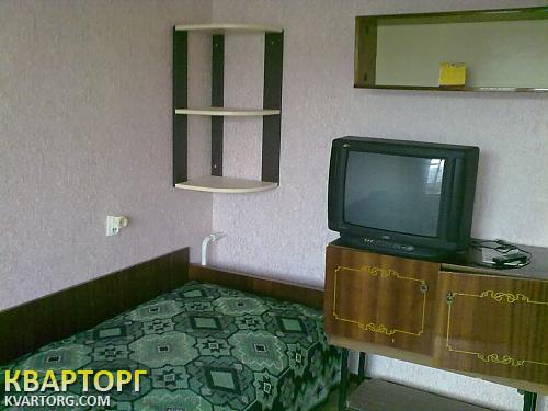 Rent out 1-room apartment. Киев,  Ялтинская — photo 1