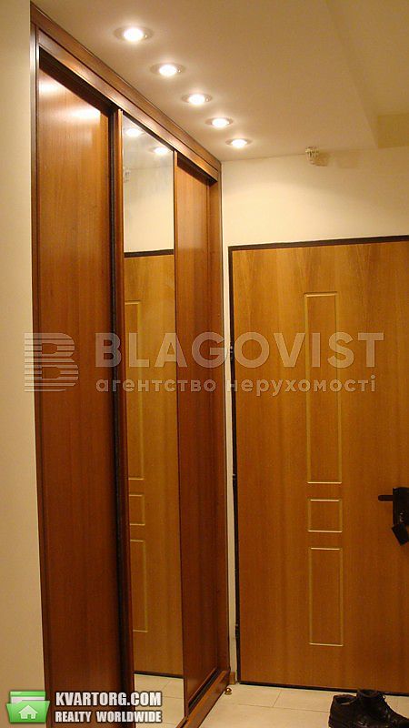 Rent out 3-room apartment. Киев,  Владимирская — photo 4