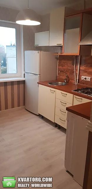Rent out 3-room apartment. Киев, Пр-т Победы — photo 4