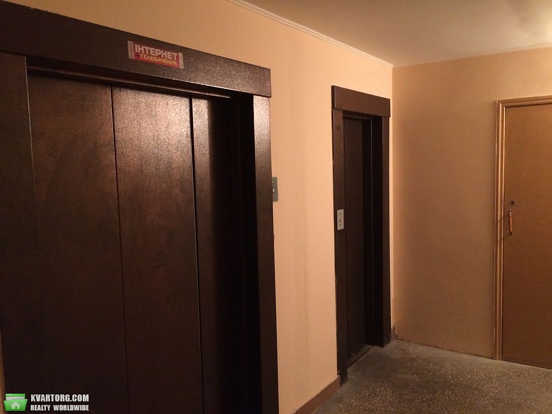Sell 2-room apartment. Киев,  Тополевая — photo 1