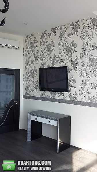 Rent out 2-room apartment. Днепропетровск, карла маркса — photo 6