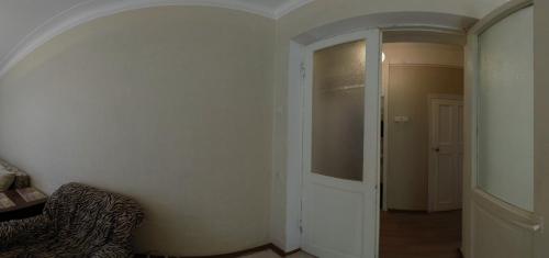 Rent out 2-room apartment. Одесса, Малая Арнаутская улица — photo 1