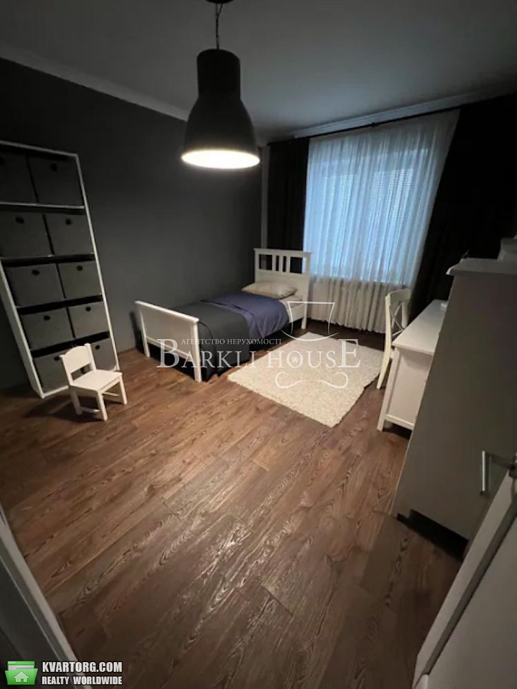Rent out 4-room apartment. Киев,  Пулюя — photo 7