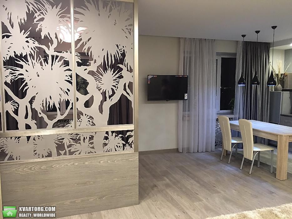 Rent out 1-room apartment. Киев,  Комбинатная — photo 6