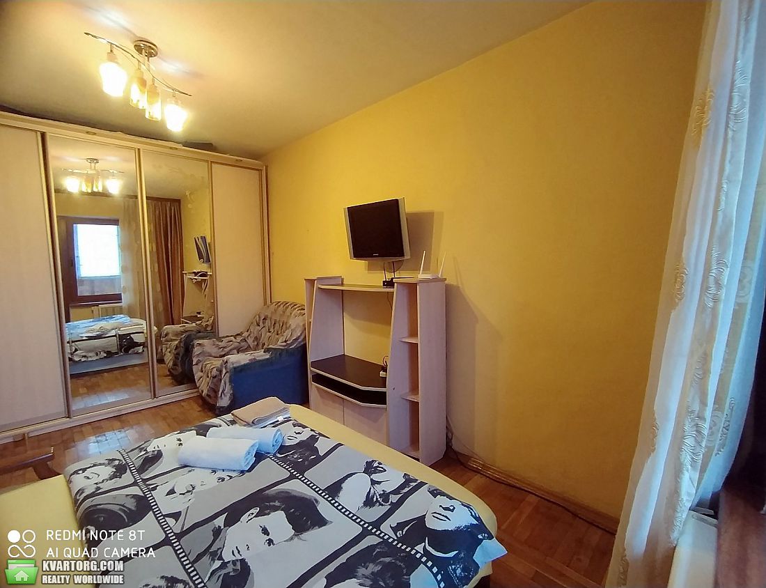 Rent out 1-room apartment. Киев,  Радужная — photo 2