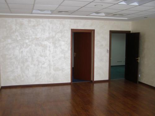 Rent out office. Киев, Большая Житомирская — photo 3