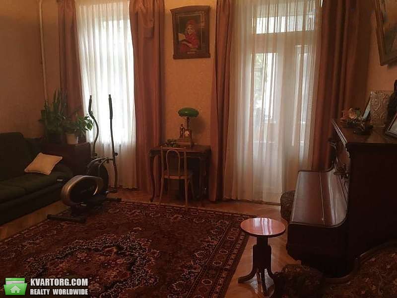 Sell 4-room apartment. Киев, ул. М. Коцюбинского — photo 1