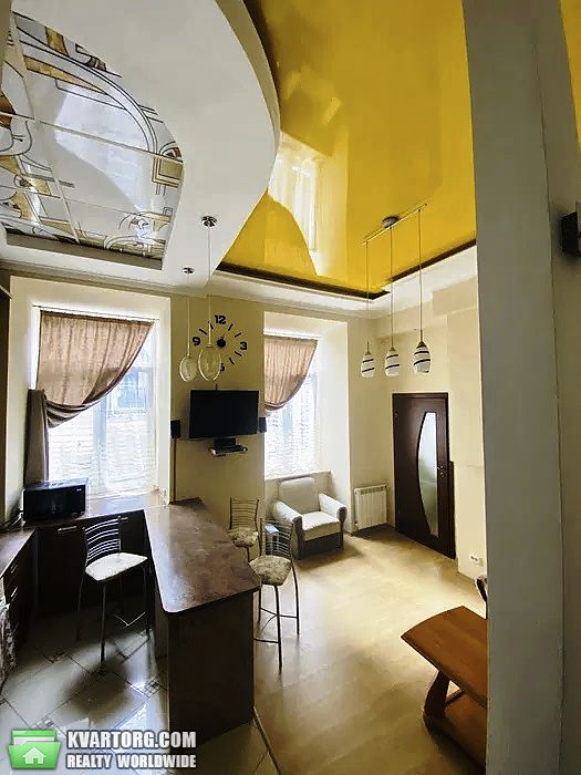 Rent out 1-room apartment. Львов, Валова — photo 2