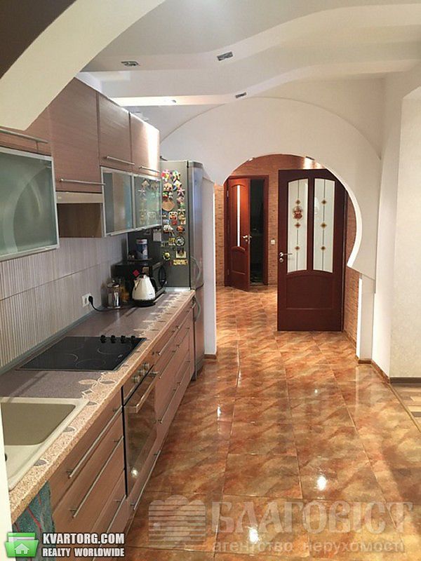 Sell 3-room apartment. Киев,  Днепровская наб — photo 2