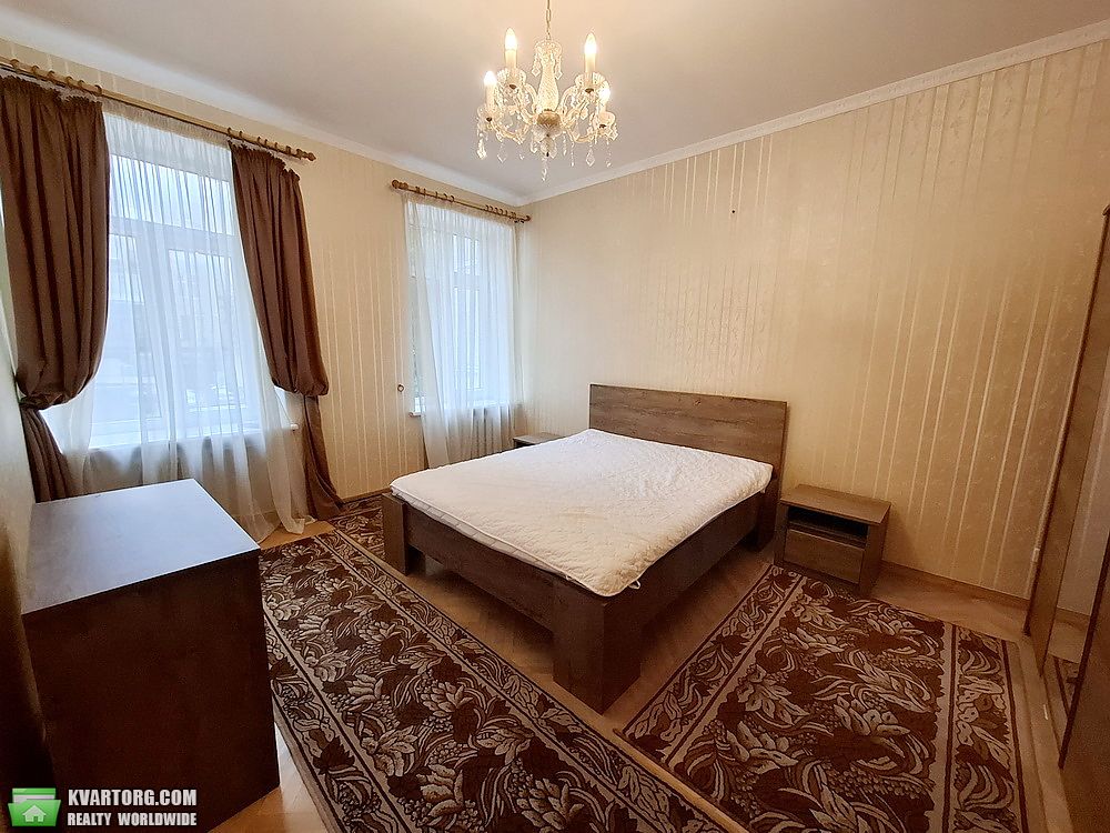 Rent out 3-room apartment. Киев,  Грушевского — photo 1