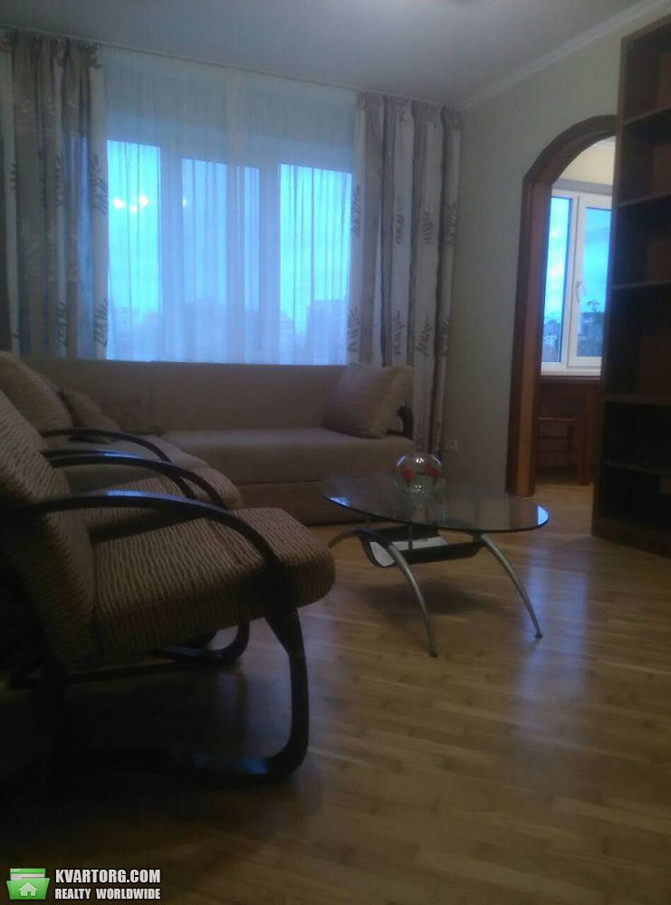 Sell 2-room apartment. Киев,  Лятошинского — photo 1