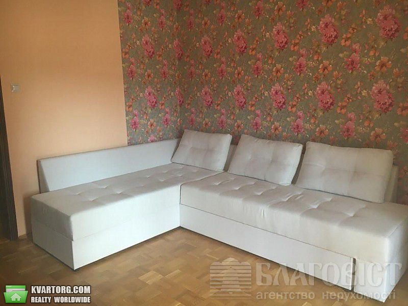Sell 2-room apartment. Киев,  Бажова — photo 3