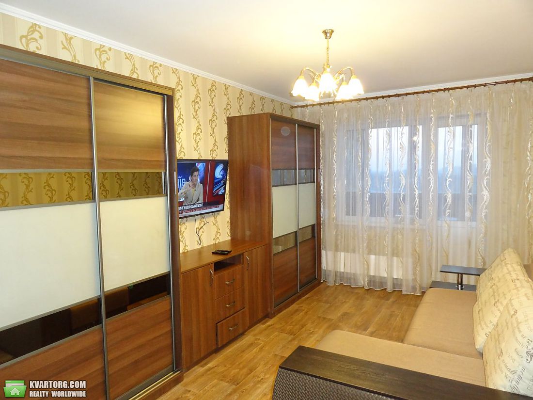 Rent out 1-room apartment. Киев,  Заболотного — photo 1