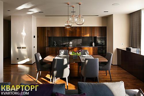 Sell 4-room apartment. Киев,  Драгомирова — photo 10