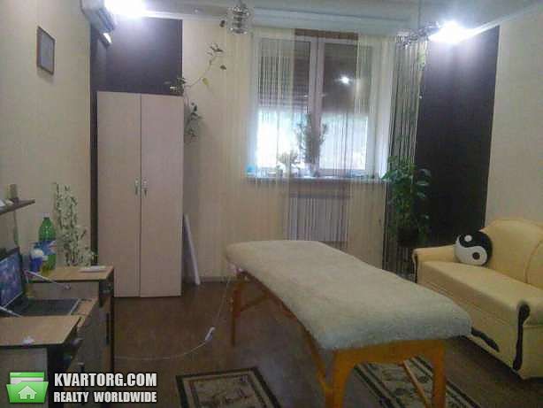 Rent out office. Киев, лаболаторная — photo 2