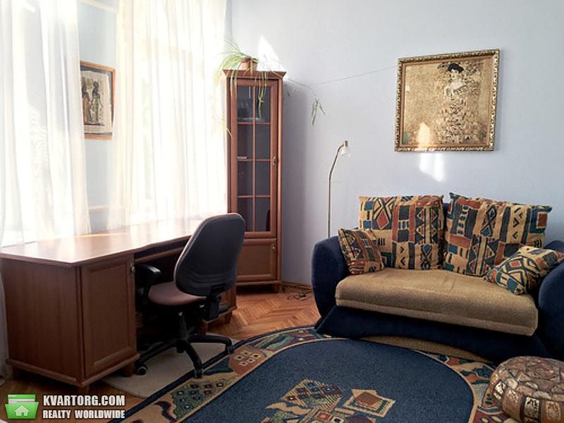 Rent out 3-room apartment. Киев,  Стрелецкая — photo 5