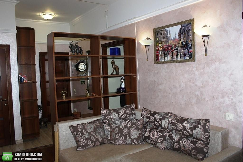 Rent out 4-room apartment. Киев,  Толстого — photo 3