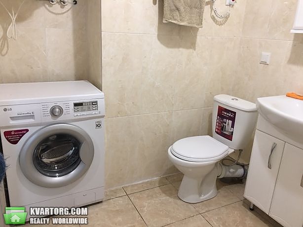 Rent out 1-room apartment. Киев, Харьковском шоссе — photo 2