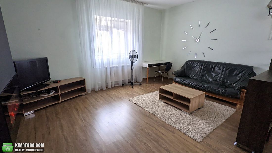 Rent out 1-room apartment. Киев, Садова — photo 7