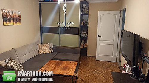 Sell 2-room apartment. Киев,  Русановская наб — photo 4