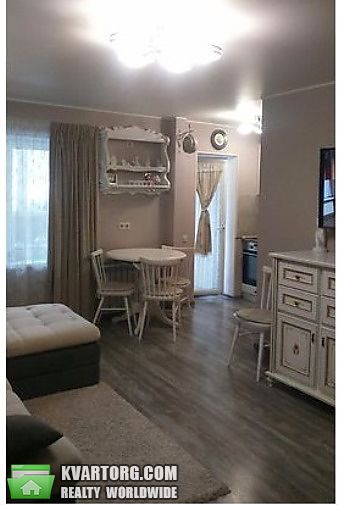Sell 2-room apartment. Киев,  Озерная — photo 1
