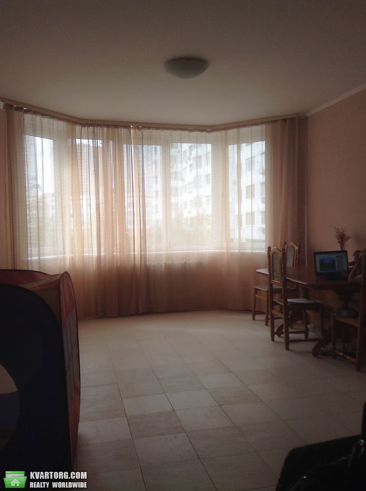 Sell 2-room apartment. Киев,  Бажана — photo 2