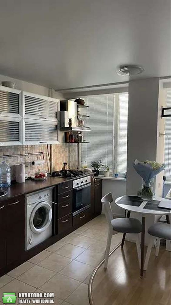 Sell 1-room apartment. Киев,  Березняковская — photo 1