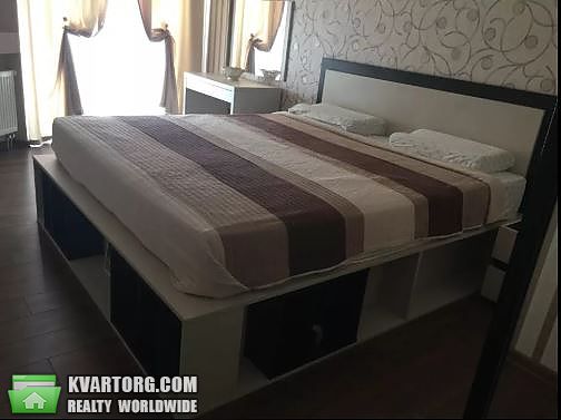 Rent out 2-room apartment. Киев, Регенераторная — photo 5