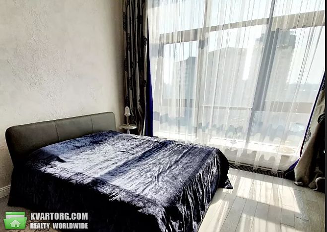 Rent out 1-room apartment. Киев, ,Богдана Хмельницкого — photo 3