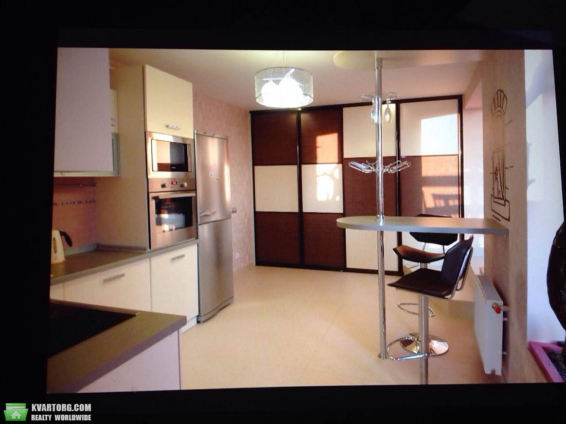 Sell 3-room apartment. Киев,  Науки пр — photo 2